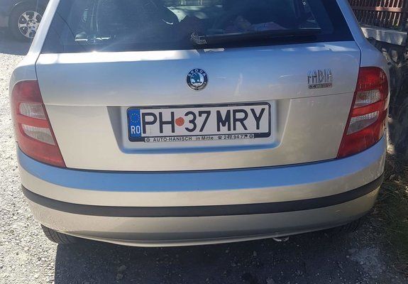 Second-hand Skoda Fabia 101 CP (74 kW) 2001 Argintiu Hatchback