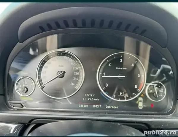 Second-hand BMW 518 240 CP (176 kW) 2015 Auriu Berlinǎ