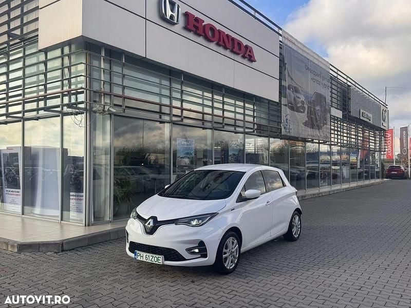 Culoarealb Utilizat 2020 Renault Zoe Intens Hatchback | 11.990 EUR (Puțin scump) - Imagine 1/4