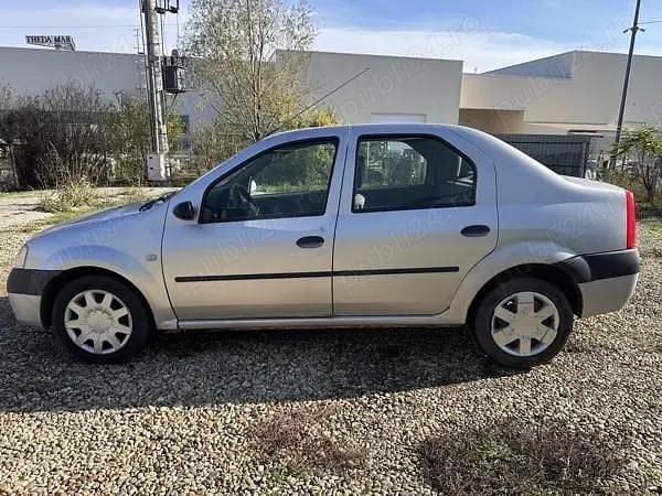 Gri Utilizat 2007 Dacia Logan Berlinǎ | 450 EUR (Super Preț) - Imagine 1/4