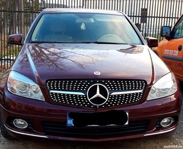 Second-hand Mercedes C200 184 CP (135 kW) 2008 Visiniu Berlinǎ