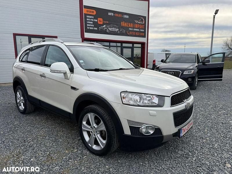 Second-hand Chevrolet Captiva LTZ 184 CP (135 kW) 2012 Culoarealb SUV