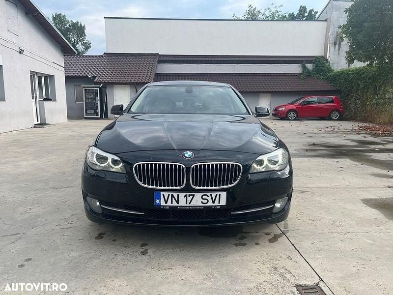 Negru Utilizat 2012 BMW 520 Berlinǎ | 9.700 EUR (Preț bun) - Imagine 1/4