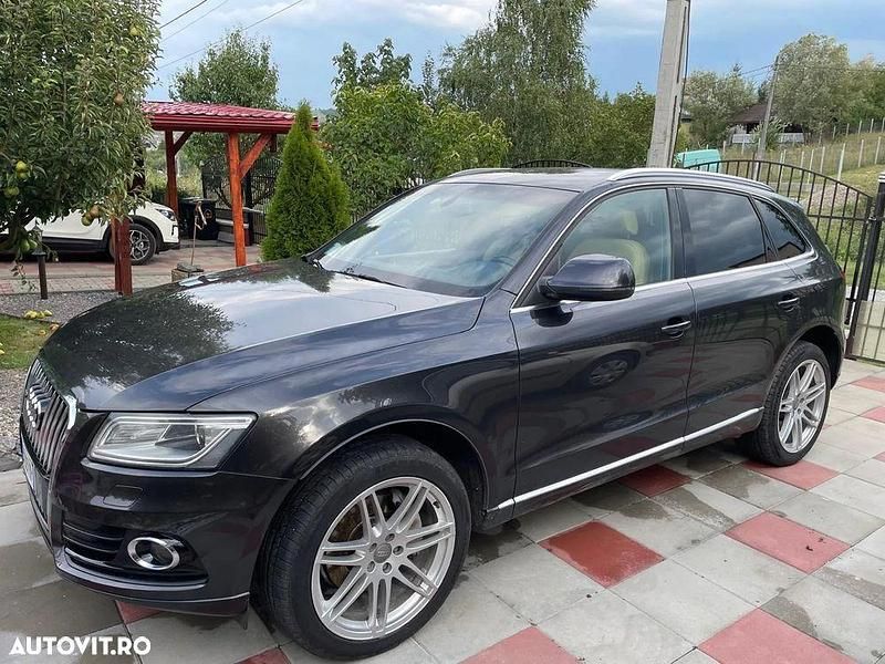 Culoarenegru Utilizat 2012 Audi Q5 SUV | 11.000 EUR (Preț OK) - Imagine 1/4