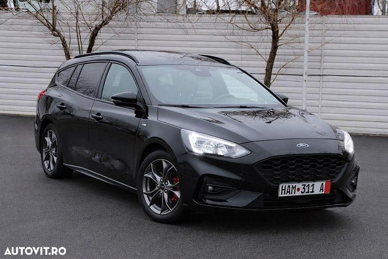 Second-hand Ford Focus ST-Line 150 CP (110 kW) 2022 Culoarenegru Break