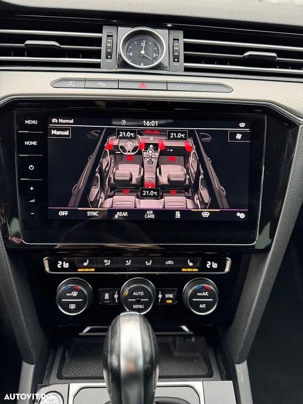 Second-hand VW Arteon R-line Edition 190 CP (139 kW) 2018 Culoarealb Hatchback