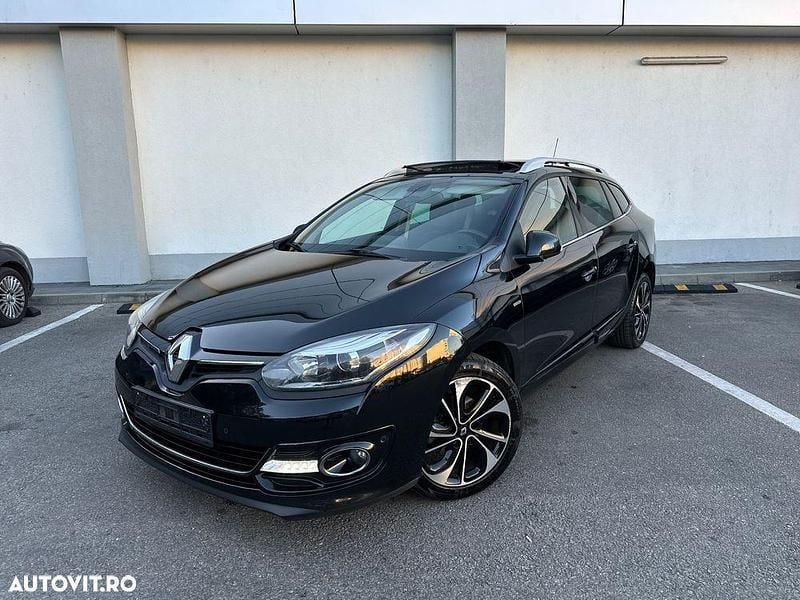 Culoarenegru Utilizat 2014 Renault Mégane GrandTour Bose Edition Break | 6.290 EUR (Preț OK) - Imagine 1/4