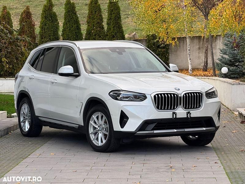 Culoarealb Utilizat 2022 BMW X3 SUV | 27.900 EUR (Preț bun) - Imagine 1/4