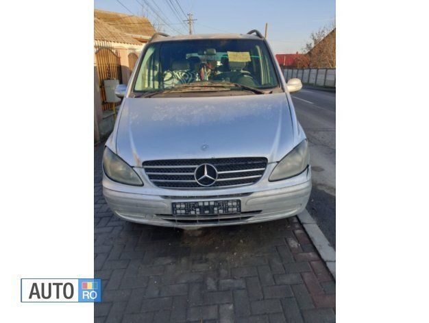Argintiu Utilizat 2004 Mercedes Viano Monovolum | 3.500 EUR - Imagine 1/3