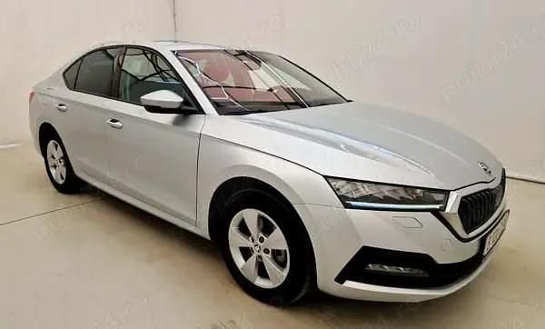 Utilizat 2021 Skoda Octavia Berlinǎ | 14.950 EUR (Preț bun) - Imagine 1/4