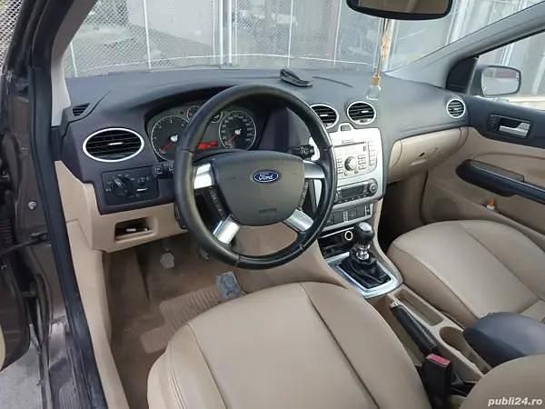 Second-hand Ford Focus 136 CP (100 kW) 2007 Auriu Cabrio