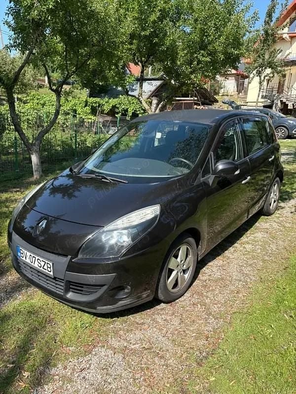 Utilizat 2009 Renault Scénic Monovolum | 2.700 EUR (Preț OK) - Imagine 1/4