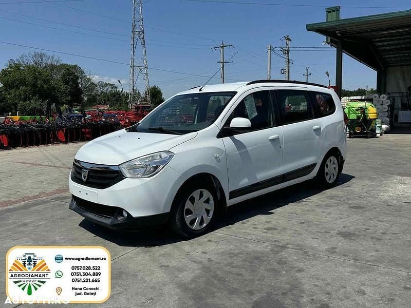 Second-hand Dacia Lodgy Lauréate 115 CP (84 kW) 2012 Culoarealb Monovolum