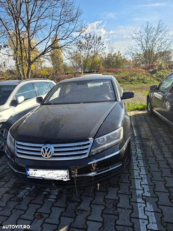 Culoarenegru Utilizat 2012 VW Phaeton Berlinǎ | 6.500 EUR (Preț bun) - Imagine 1/4