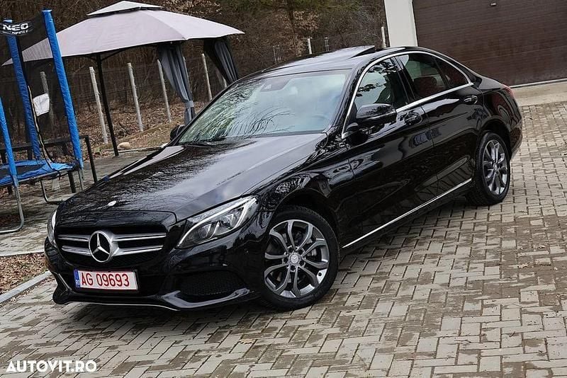 Second-hand Mercedes C220 Exclusive 170 CP (125 kW) 2016 Culoarenegru Berlinǎ