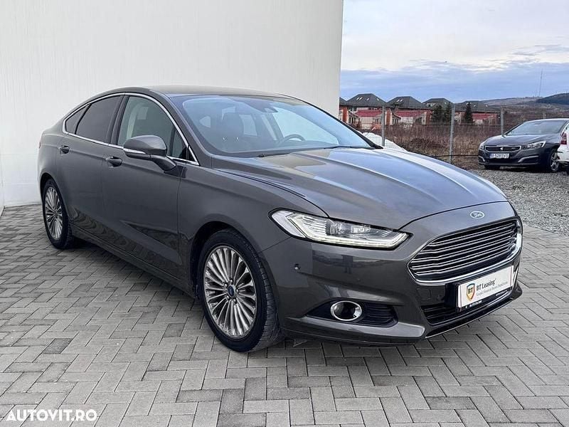 Second-hand Ford Mondeo Titanium 180 CP (132 kW) 2017 Culoaregri Berlinǎ