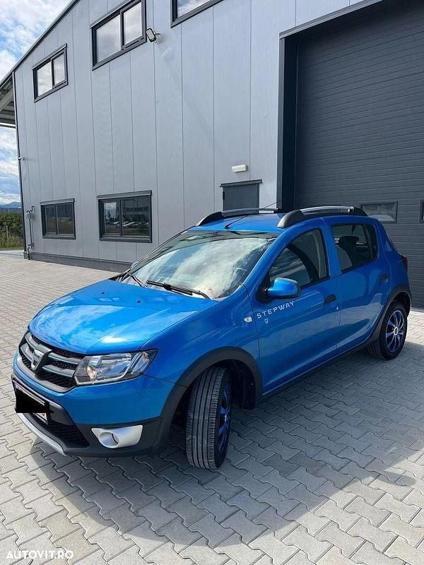 Culoarealbastru Utilizat 2013 Dacia Sandero Stepway Hatchback | 4.900 EUR (Preț OK) - Imagine 1/4