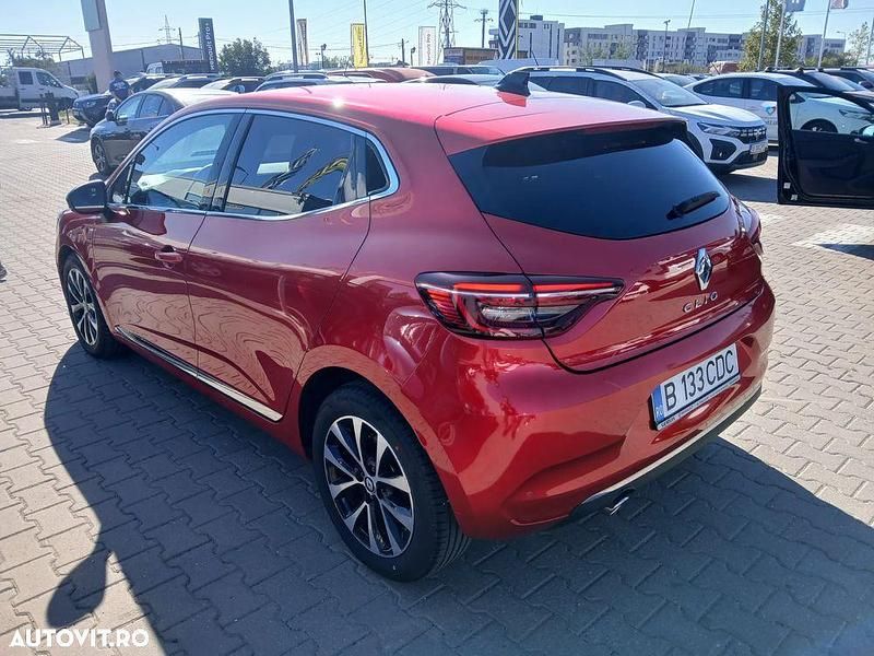 Second-hand Renault Clio V Techno 91 CP (66 kW) 2023 Culoarerosu