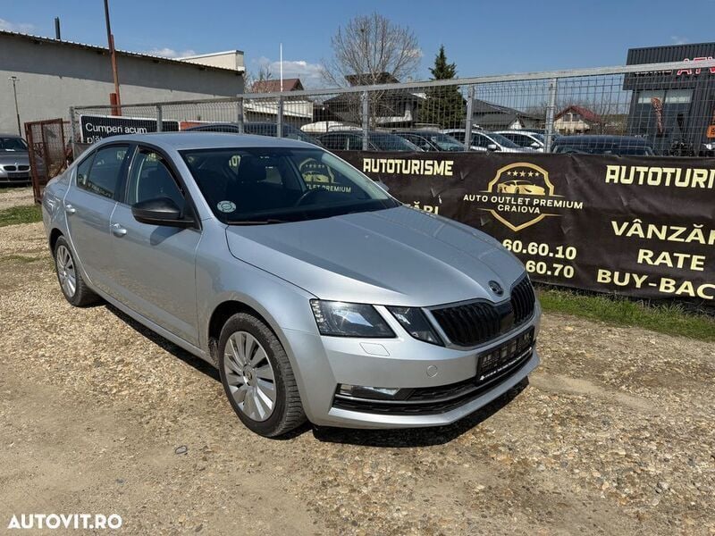 Argint Utilizat 2019 Skoda Octavia Ambition Berlinǎ | 10.300 EUR (Super Preț) - Imagine 1/4