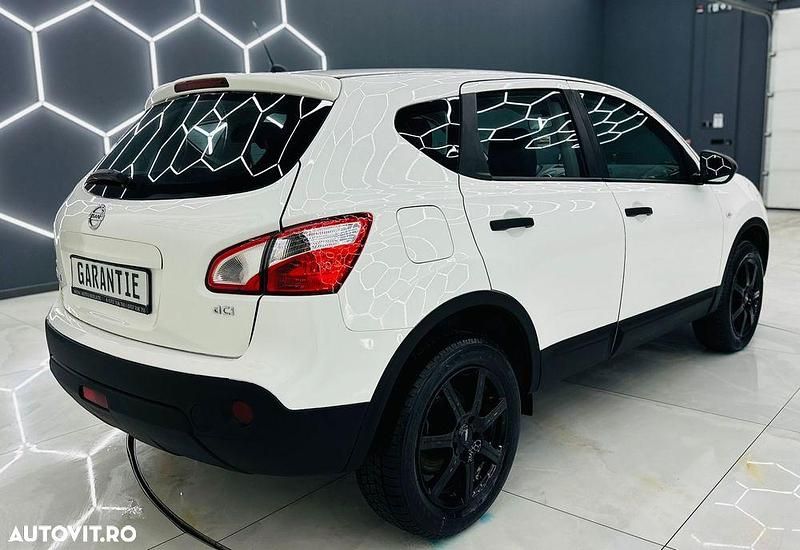 Second-hand Nissan Qashqai Acenta 110 CP (80 kW) 2014 Culoarealb SUV