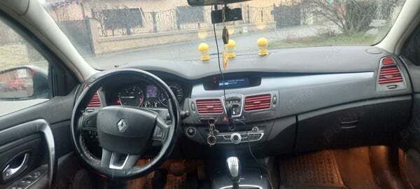 Utilizat 2009 Renault Laguna III Berlinǎ | 3.550 EUR (Preț OK) - Imagine 1/4