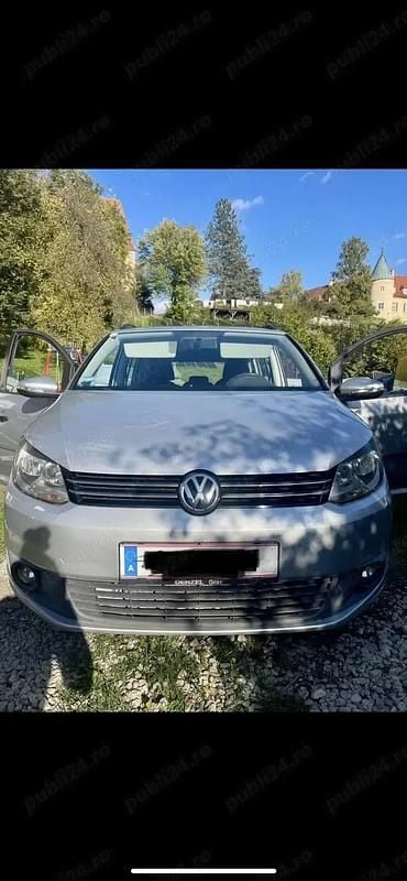 Utilizat 2012 VW Touran Family Monovolum | 5.300 EUR (Preț bun) - Imagine 1/4