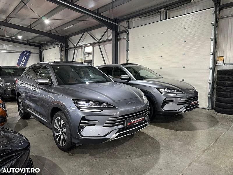 Nouă BYD Seal U Boost 217 CP (159 kW) 2025 Culoaregri SUV