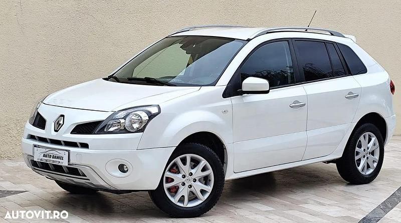 Culoarealb Utilizat 2011 Renault Koleos SUV | 4.999 EUR (Preț bun) - Imagine 1/4