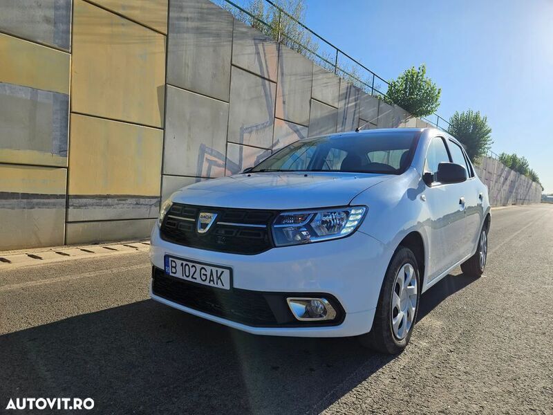 Alb Utilizat 2019 Dacia Logan Lauréate Berlinǎ | 4.990 EUR (Preț bun) - Imagine 1/4
