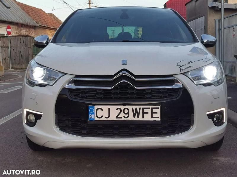 Second-hand Citroën DS4 Limited Edition 1955 150 CP (110 kW) 2014 Culoarealb Hatchback