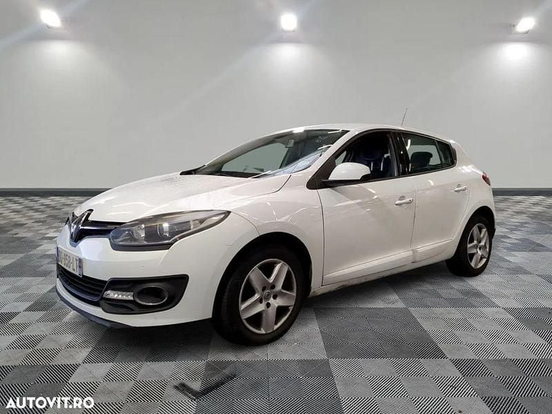 Culoarealb Utilizat 2015 Renault Mégane III Expression Hatchback | 5.490 EUR (Preț OK) - Imagine 1/4