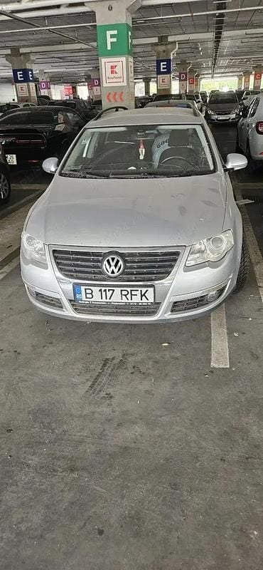 Second-hand VW Passat 103 CP (75 kW) 2009 Gri