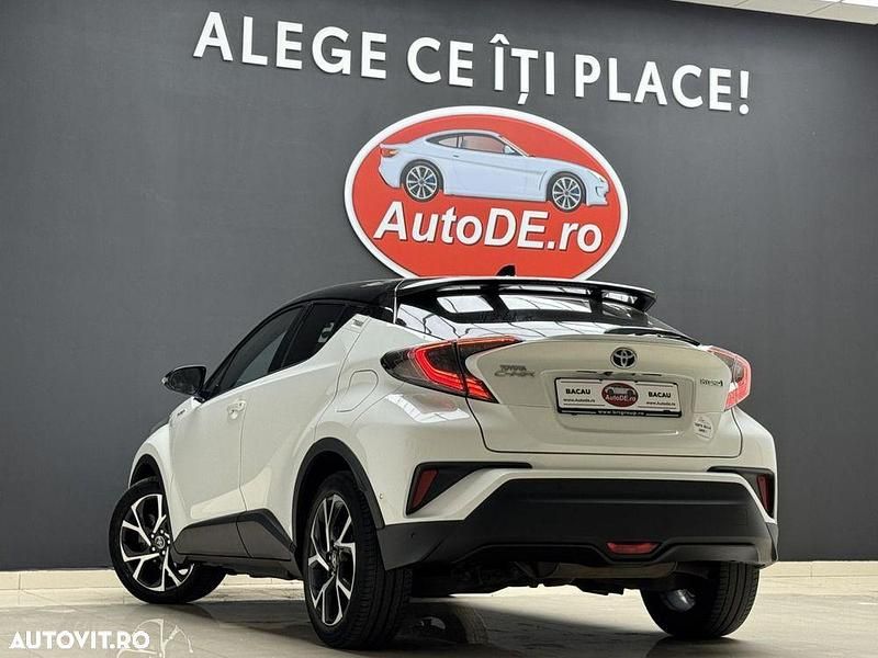Second-hand Toyota C-HR 122 CP (89 kW) 2016 Culoarealb SUV