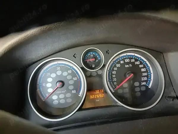 Utilizat 2011 Opel Astra Innovation Break | 4.000 EUR (Puțin scump) - Imagine 1/4