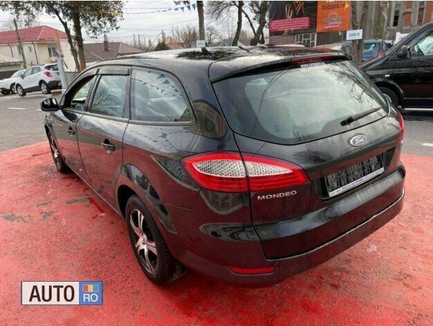 Negru Utilizat 2008 Ford Mondeo Berlinǎ | 3.999 EUR (Preț bun) - Imagine 1/4