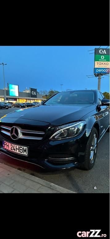 Negru Utilizat 2015 Mercedes C180 | 13.500 EUR (Preț bun) - Imagine 1/4