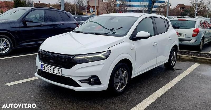 Second-hand Dacia Sandero Comfort 90 CP (66 kW) 2022 Culoarealb