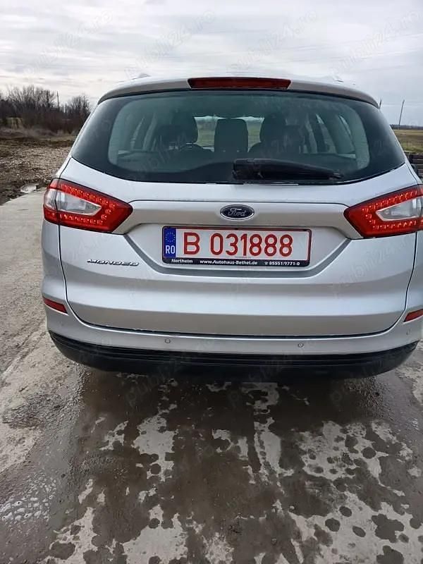 Second-hand Ford Mondeo 2015 Gri Berlinǎ