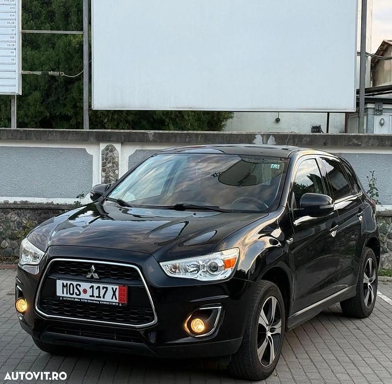 Culoarenegru Utilizat 2012 Mitsubishi ASX Edition SUV | 7.650 EUR (Puțin scump) - Imagine 1/4