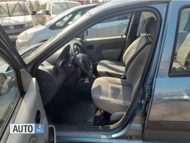 Second-hand Dacia Logan 85 CP (62 kW) 2007 Albastru Berlinǎ