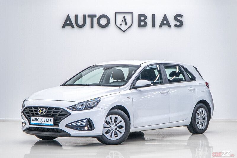 Alb Utilizat 2021 Hyundai i30 Comfort Hatchback | 12.450 EUR (Puțin scump) - Imagine 1/4