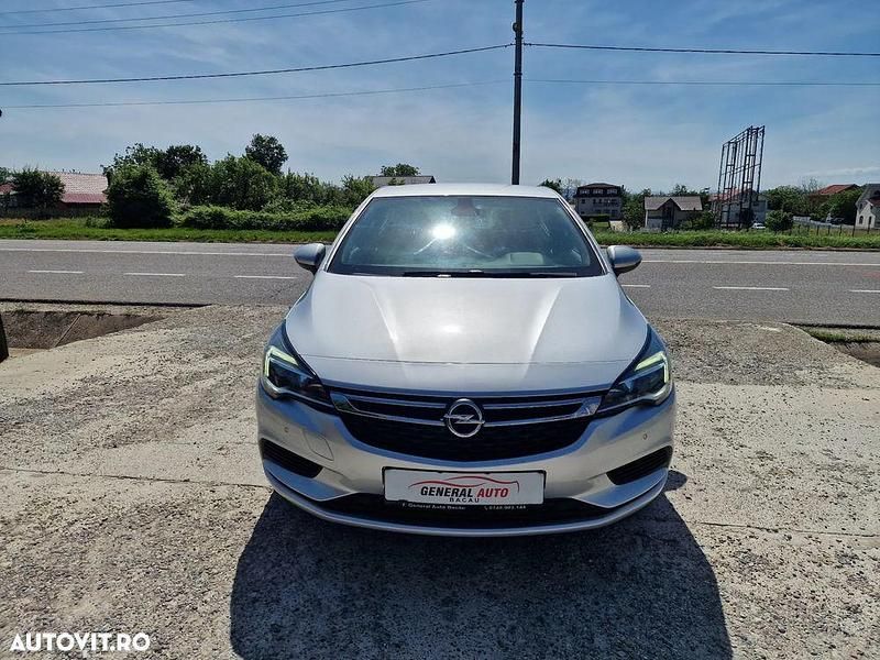 Second-hand Opel Astra 135 CP (99 kW) 2017 Culoareargint Hatchback