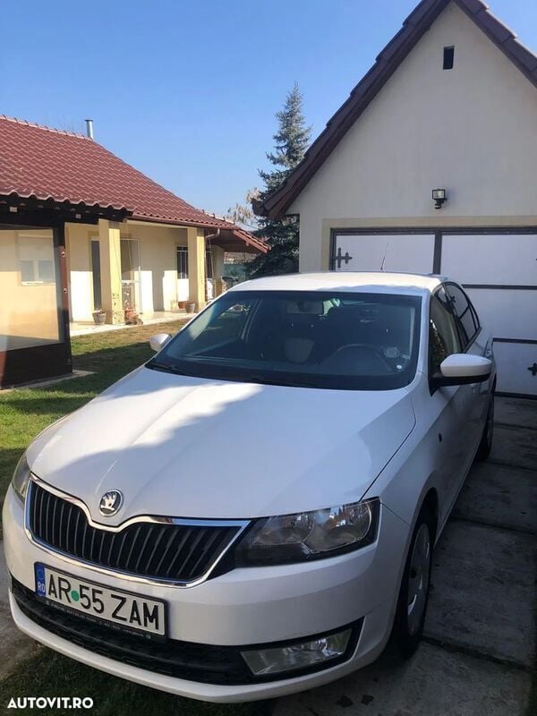 Alb Utilizat 2014 Skoda Rapid Active Hatchback | 5.900 EUR (Preț OK) - Imagine 1/4