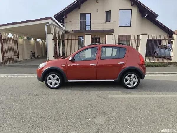 Utilizat 2010 Dacia Sandero Stepway Hatchback | 3.499 EUR (Preț OK) - Imagine 1/4