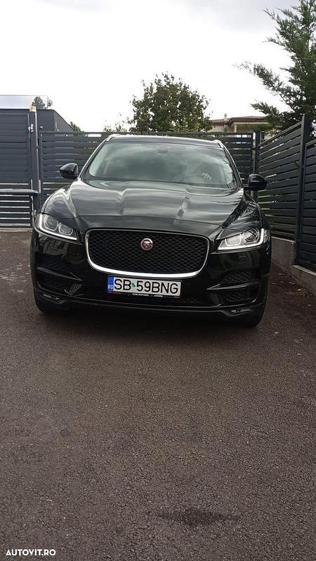 Second-hand Jaguar F-Pace Prestige 180 CP (132 kW) 2016 Culoarenegru SUV
