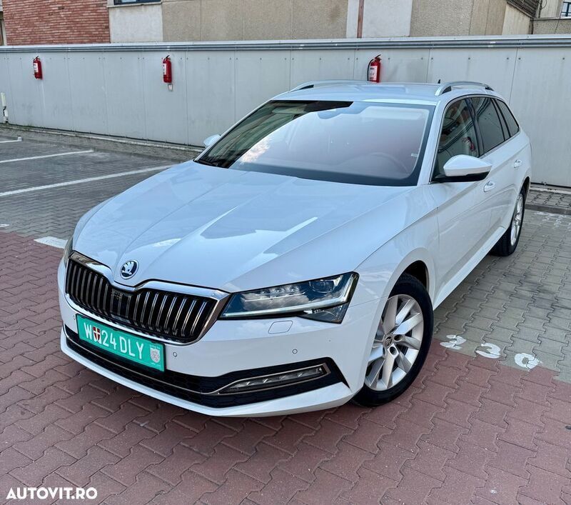 Alb Utilizat 2020 Skoda Superb Selection Break | 17.350 EUR (Preț OK) - Imagine 1/4