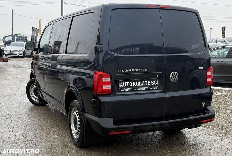 Second-hand VW Transporter 102 CP (75 kW) 2017 Culoarenegru Van