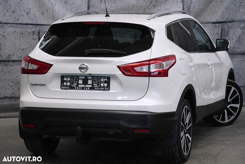 Second-hand Nissan Qashqai Tekna 130 CP (95 kW) 2017 Culoarealb SUV