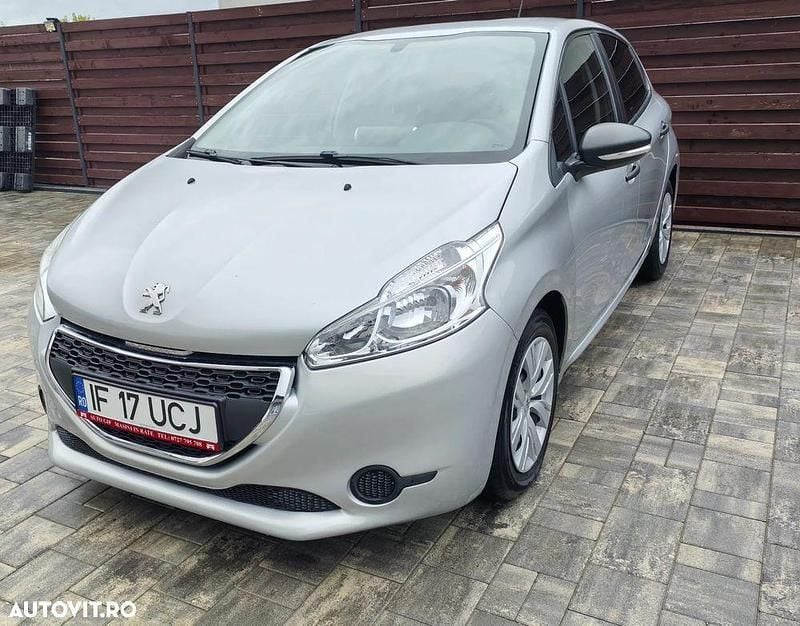 Second-hand Peugeot 208 Active 68 CP (50 kW) 2014 Culoareargint Hatchback