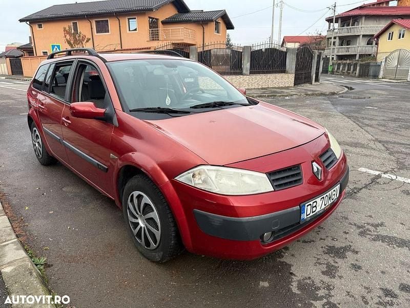 Culoarerosu Utilizat 2005 Renault Mégane II Break | 999 EUR (Preț OK) - Imagine 1/4
